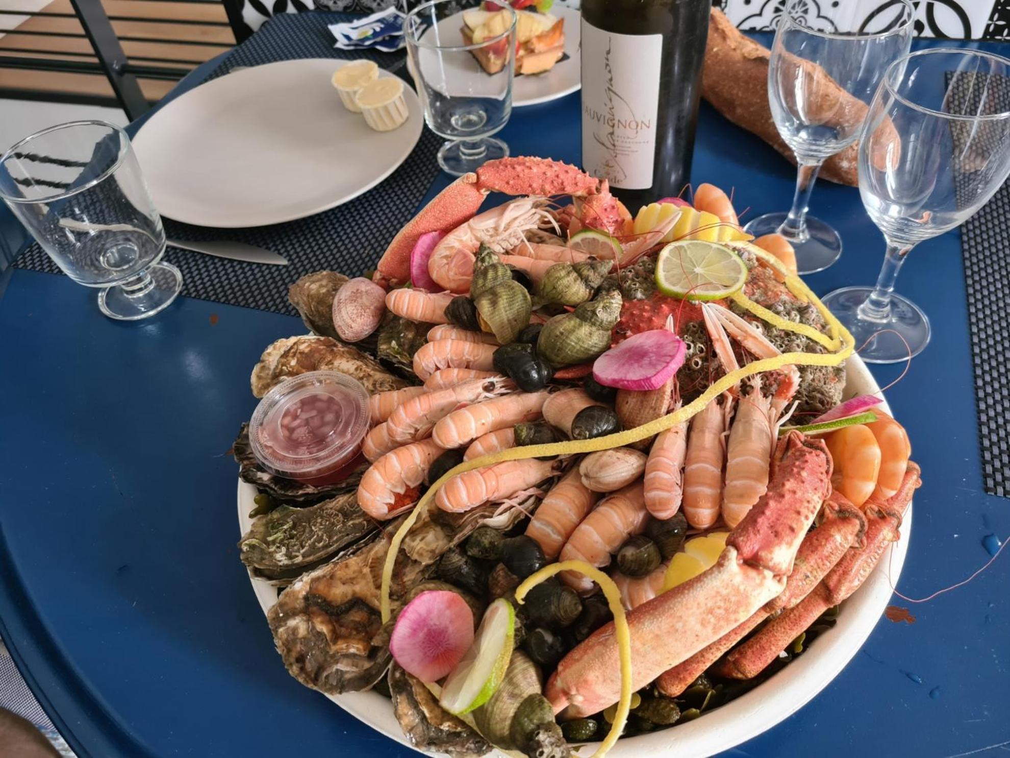 קונקרנו Les Suites De Bougainville מראה חיצוני תמונה